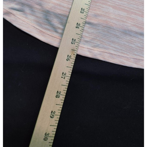 Nike women's heathered pink‎ workout athletic top v-neck black swoosh sz. XL - Picture 7 of 9